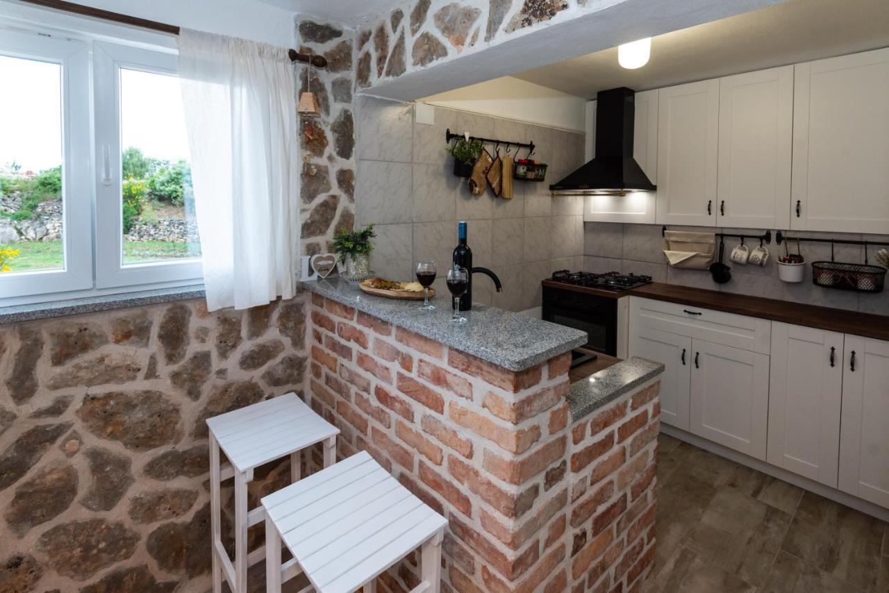 Holiday Home Juli With Jacuzzi Šibenik Екстериор снимка