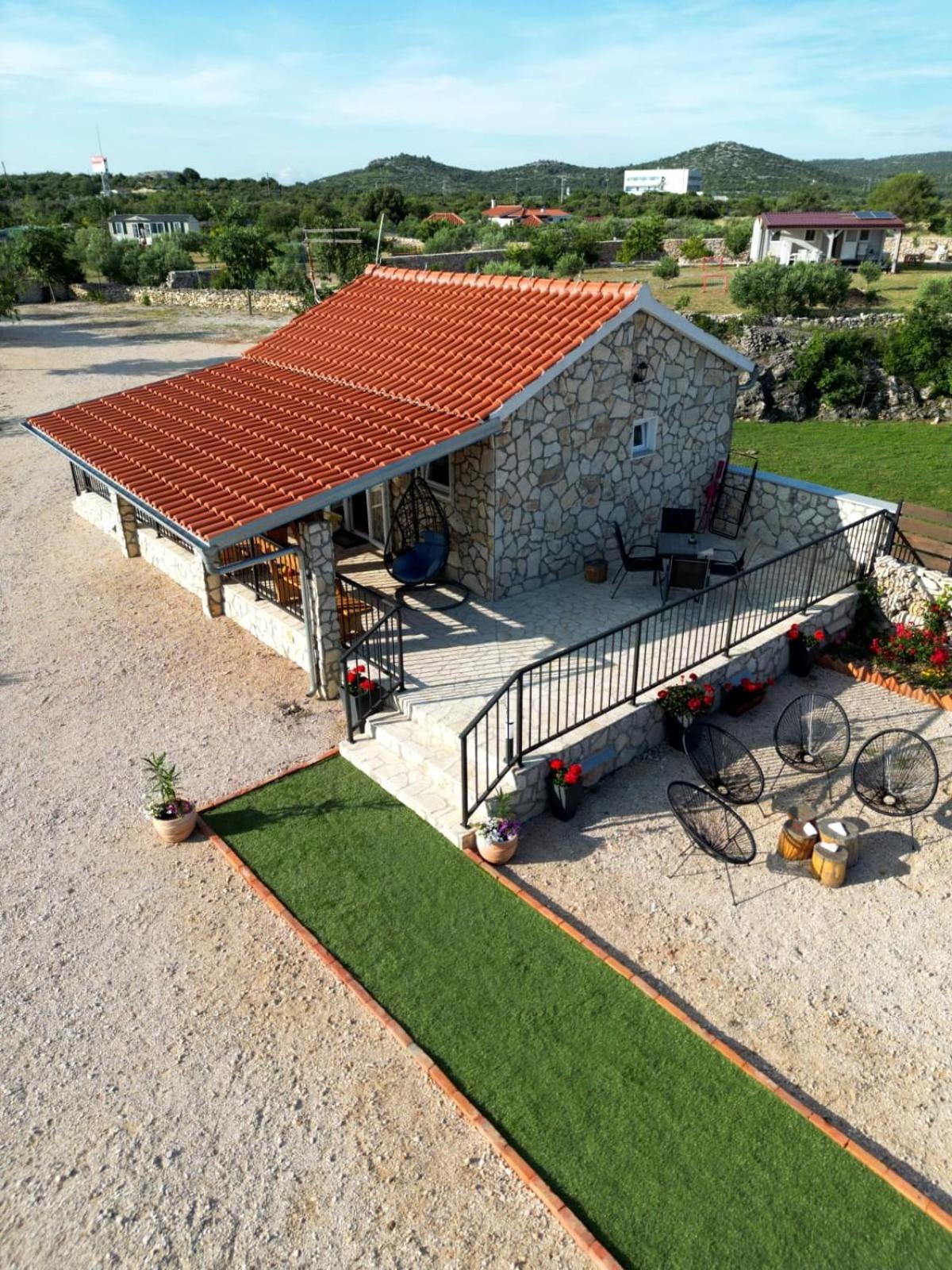 Holiday Home Juli With Jacuzzi Šibenik Екстериор снимка