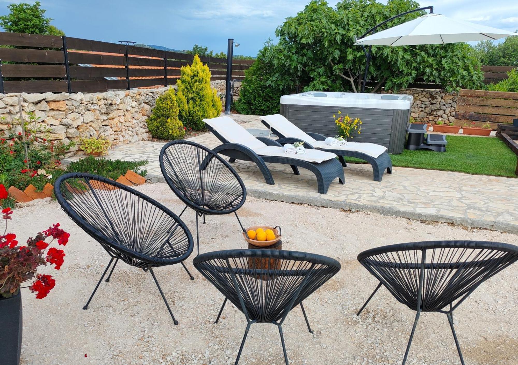 Holiday Home Juli With Jacuzzi Šibenik Екстериор снимка