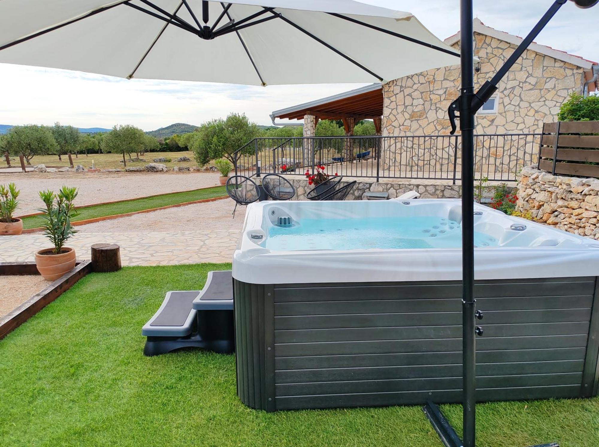 Holiday Home Juli With Jacuzzi Šibenik Екстериор снимка